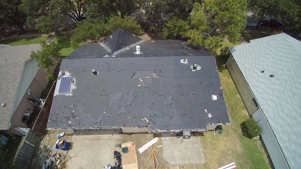 Slide of DFW Star Roofing