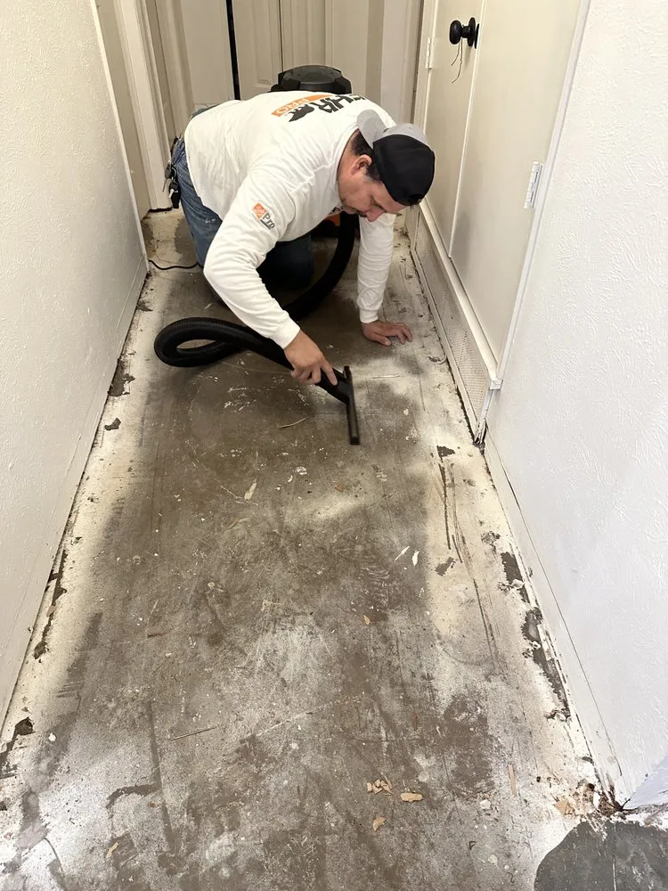 Slide of DFW Turnkey Restoration