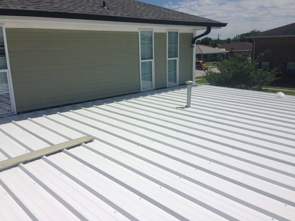 Slide of DG Diaz Roofing Services of New Orleans
