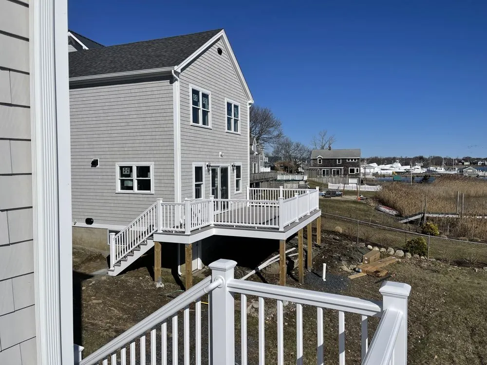 Slide of D&G Exteriors