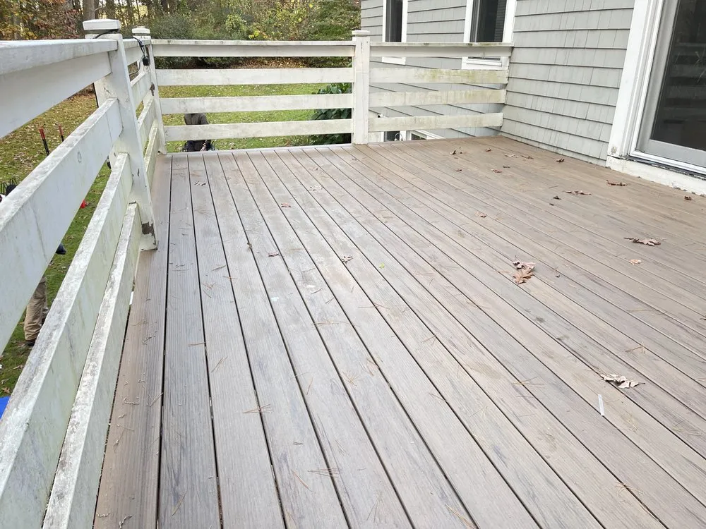 Slide of D&G Exteriors