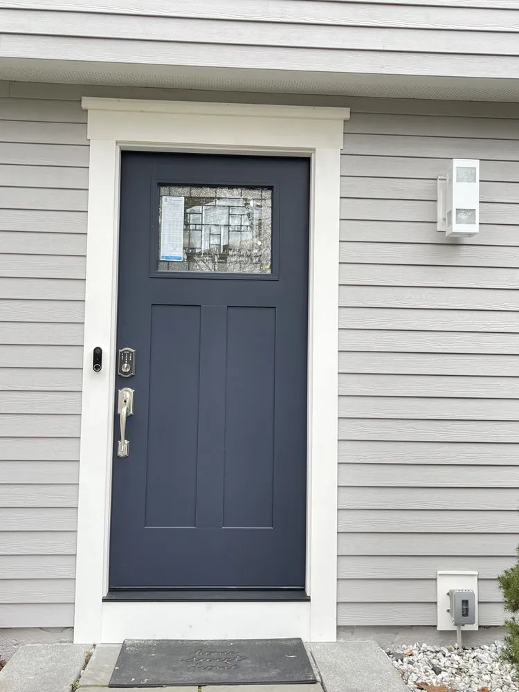 Slide of D&G Exteriors