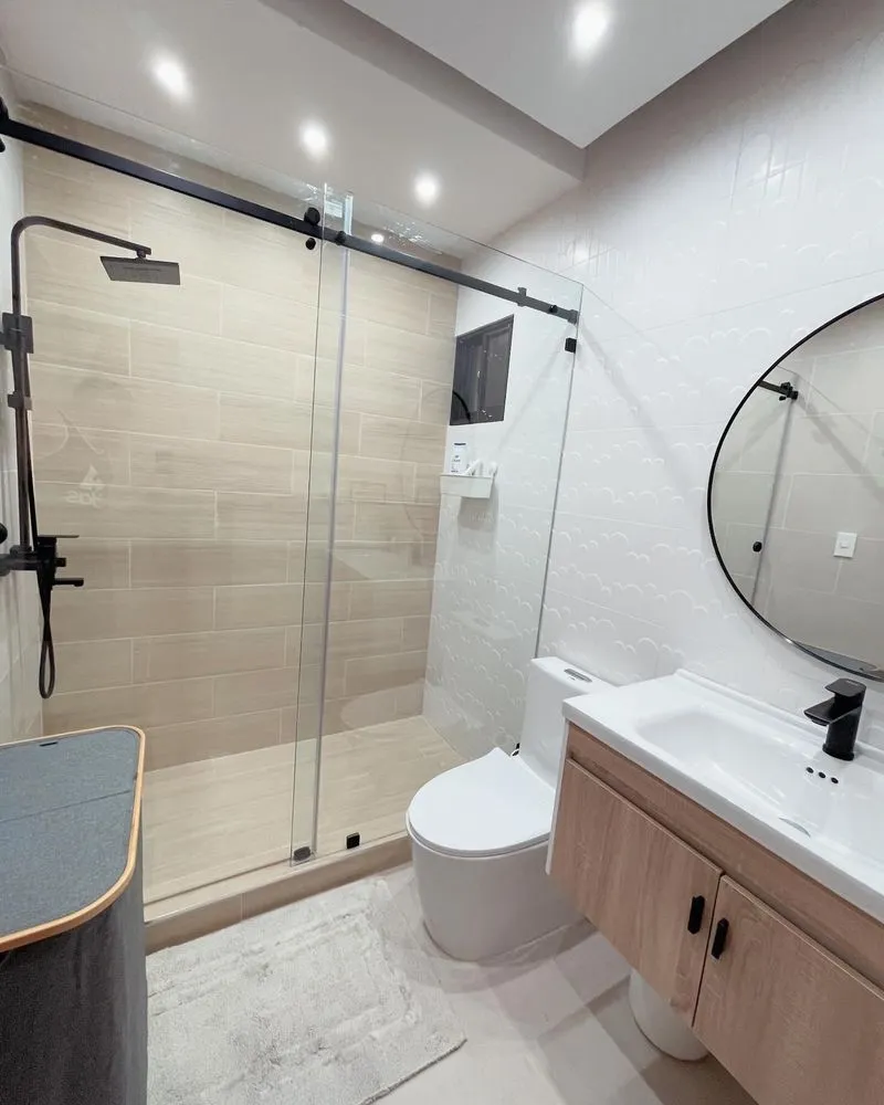 Slide of D&G Remodeling