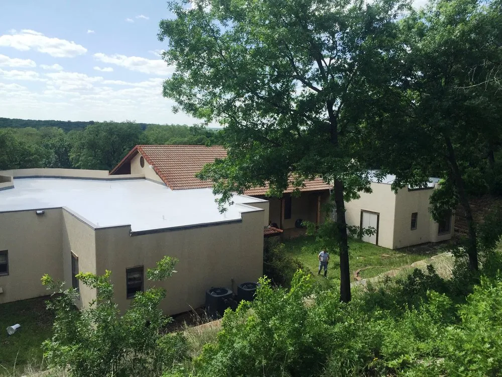 Slide of D&G Roof Systems