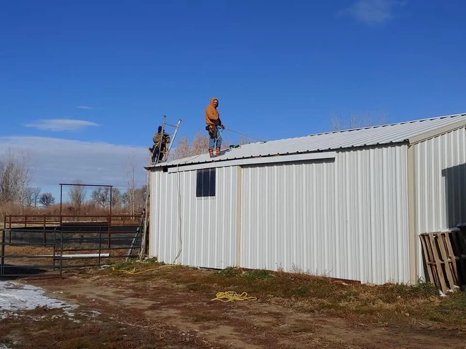 Local residential roofing service in Del Valle, TX by DG Roofing & Construction