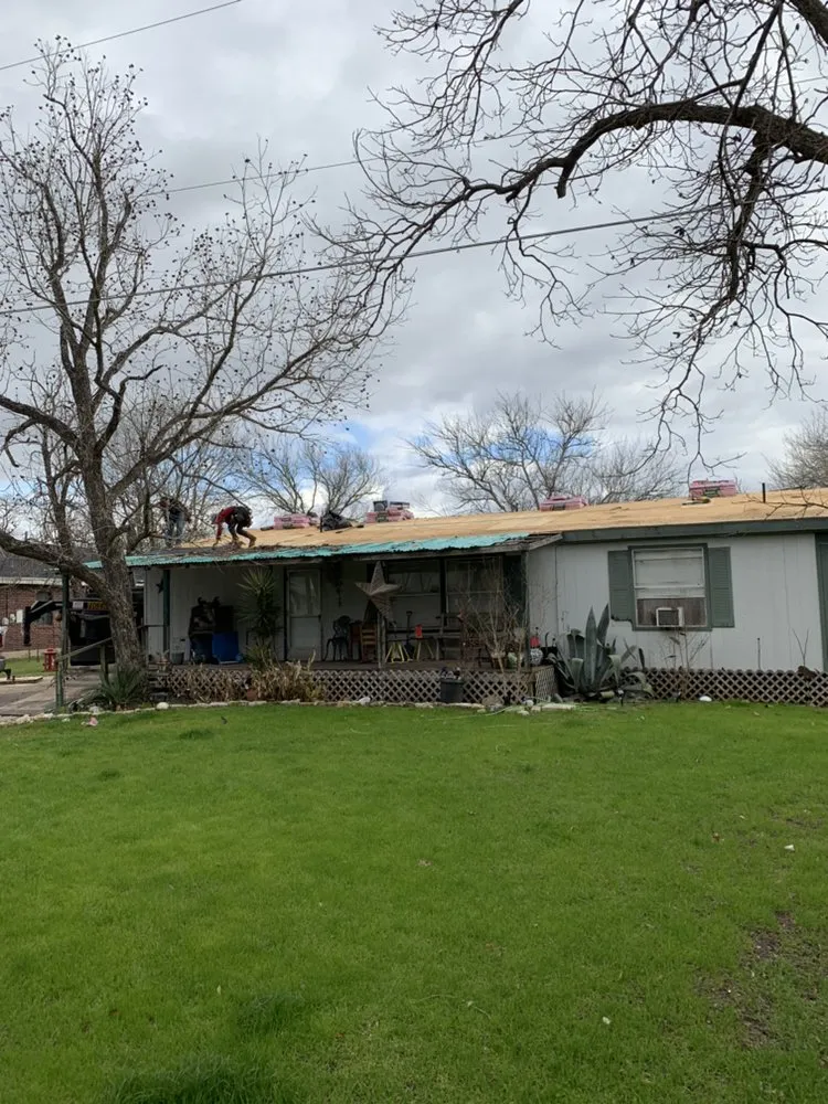 Trusted roof installation in Del Valle, TX by DG Roofing & Construction
