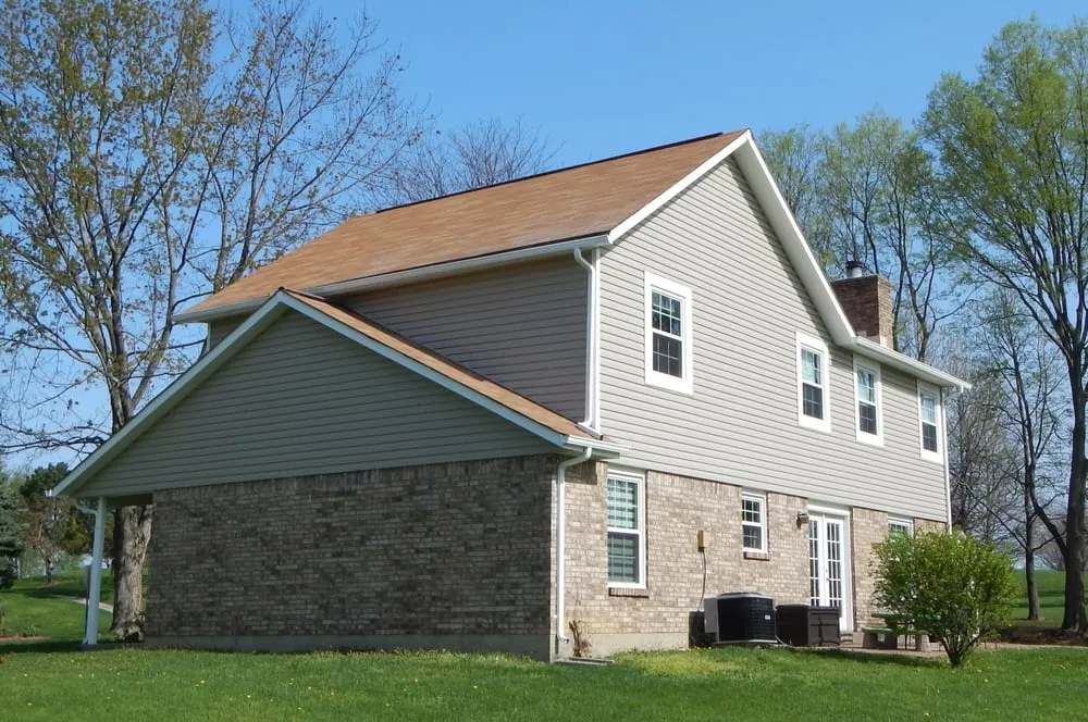 Slide of D&G Roofing & Restoration