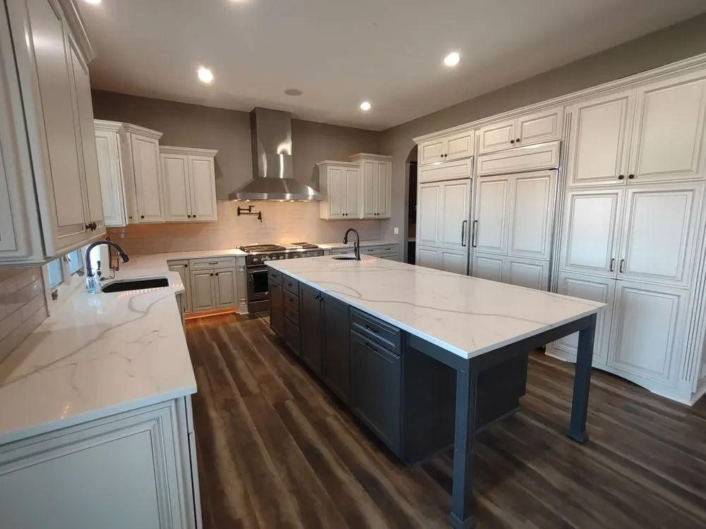 Slide of DG3 Construction & Roofing