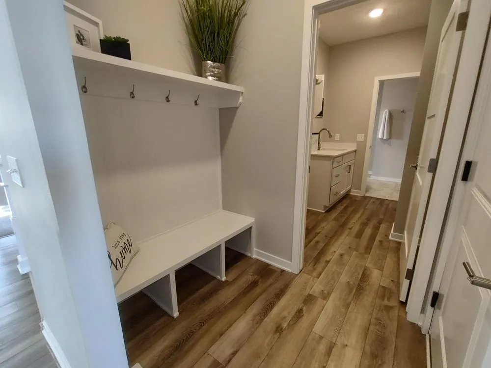 Slide of DG3 Construction & Roofing