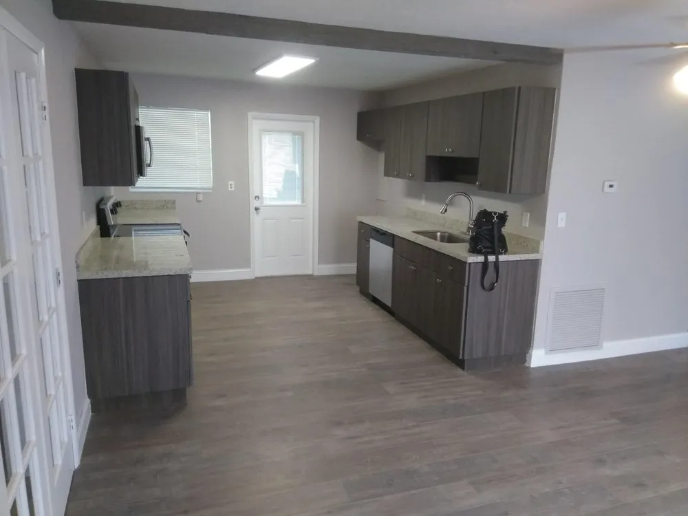 Slide of DGar Services