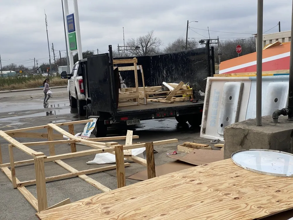 Slide of D&I Construction