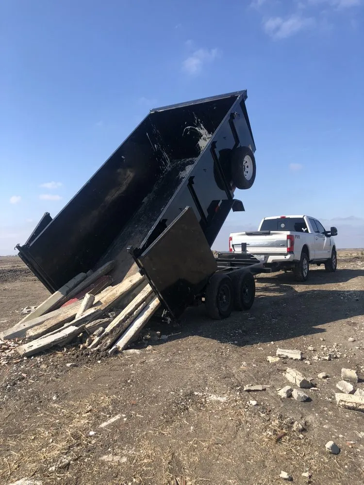 Slide of D&I Construction