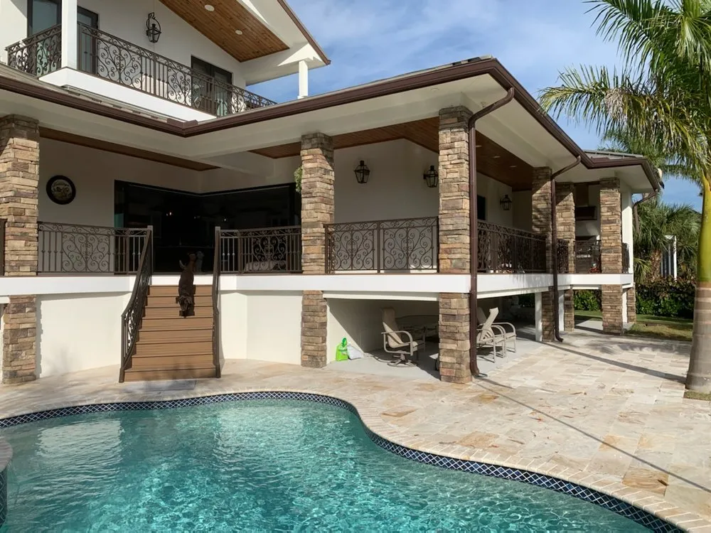 Slide of Di Pasqua Construction