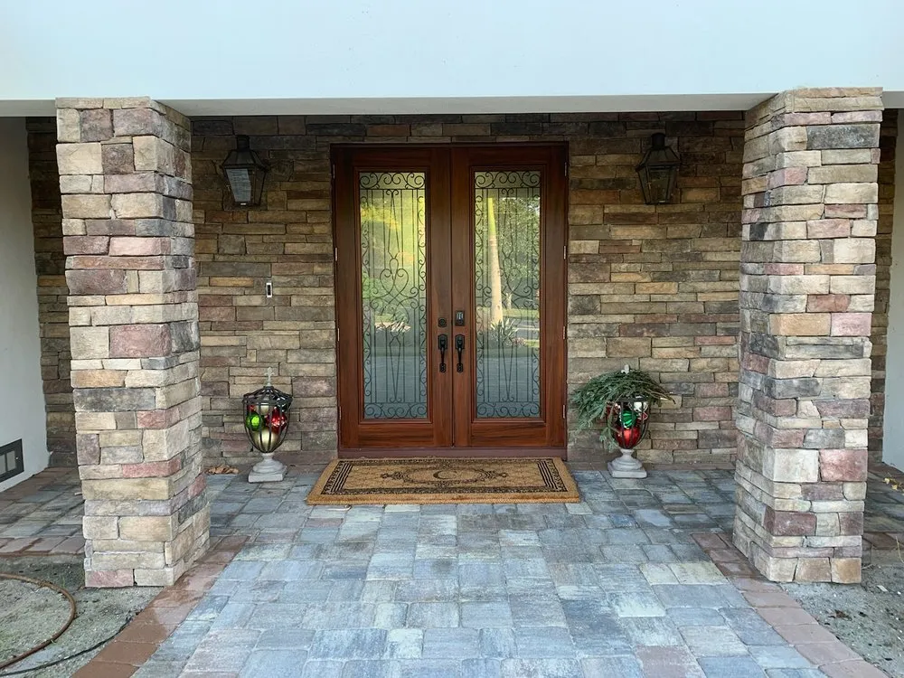 Slide of Di Pasqua Construction