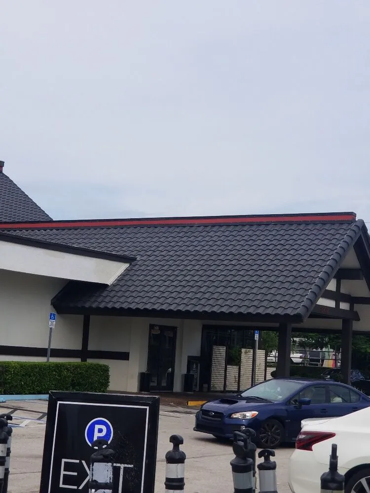 Slide of Di Pasqua Construction