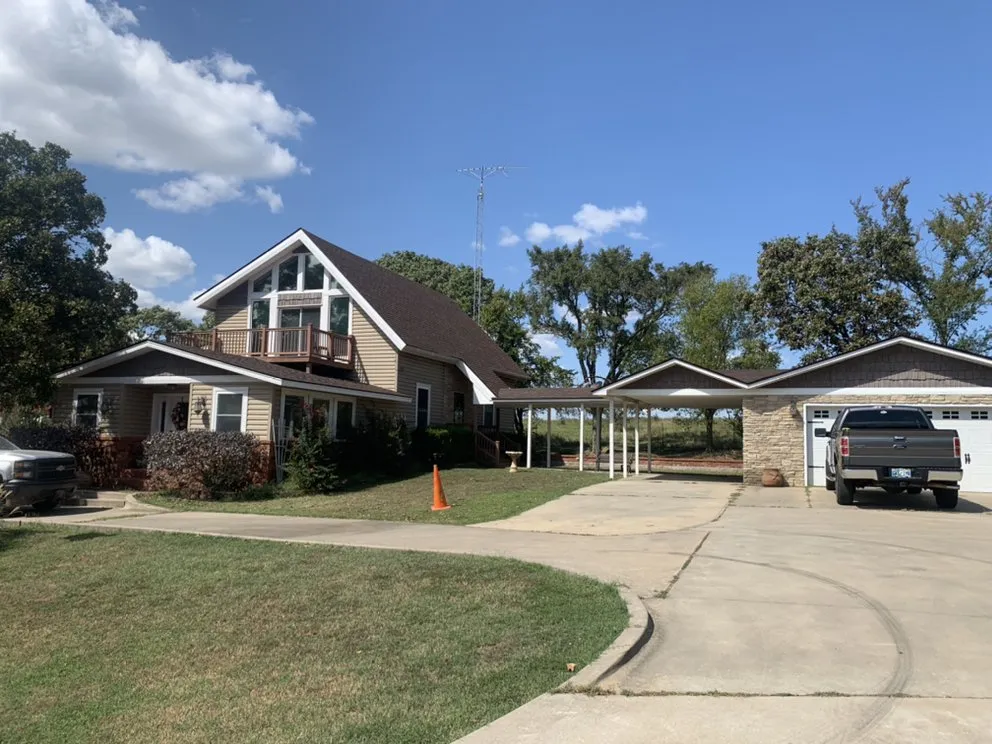 Expert roof inspection for residential properties across Oktaha, OK - Diamond B Roofing & Construction