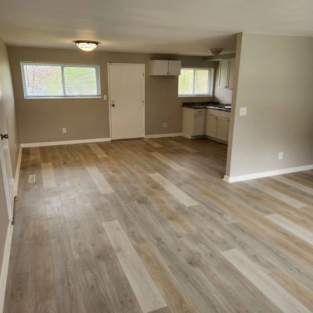 Slide of Diamond Custom Creations