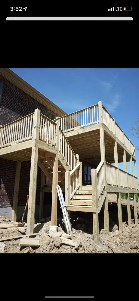 Reliable roof leak repair with free inspection in Old Brownsboro Place, KY by Diamond Deluxe Construction