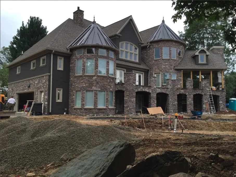 Slide of Diamond Design Construction