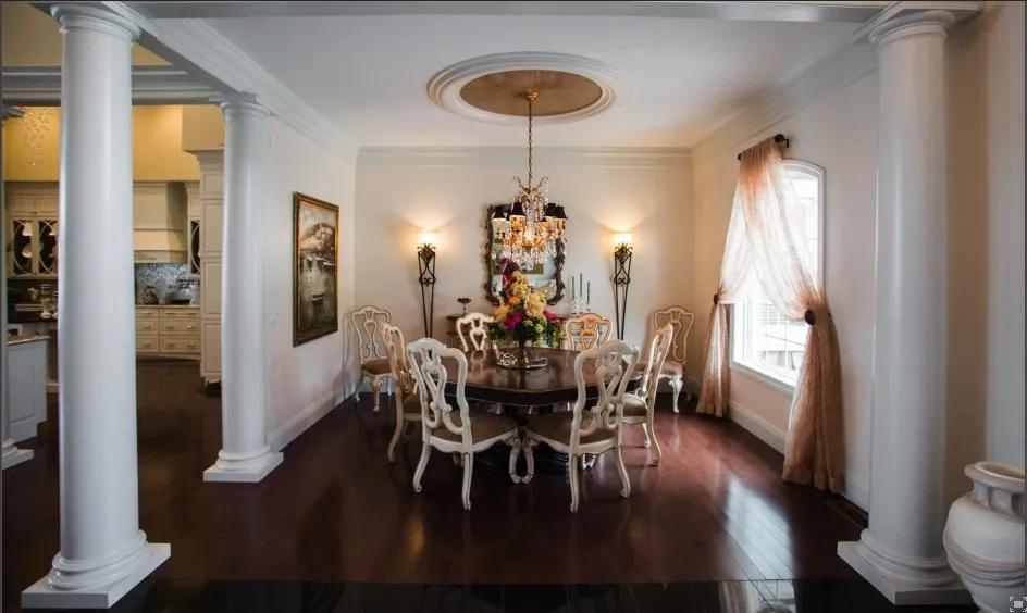 Slide of Diamond Design Construction