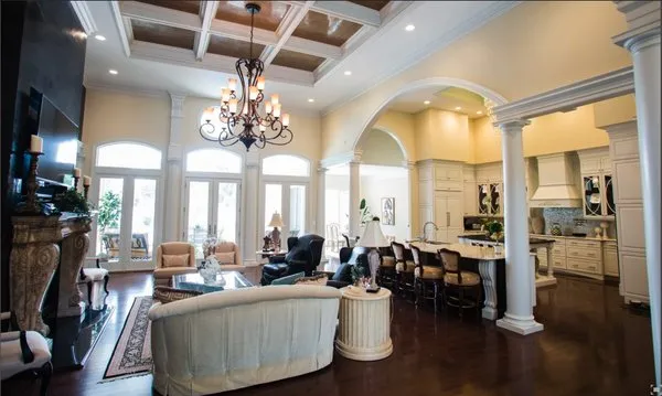 Diamond Design Construction Logo