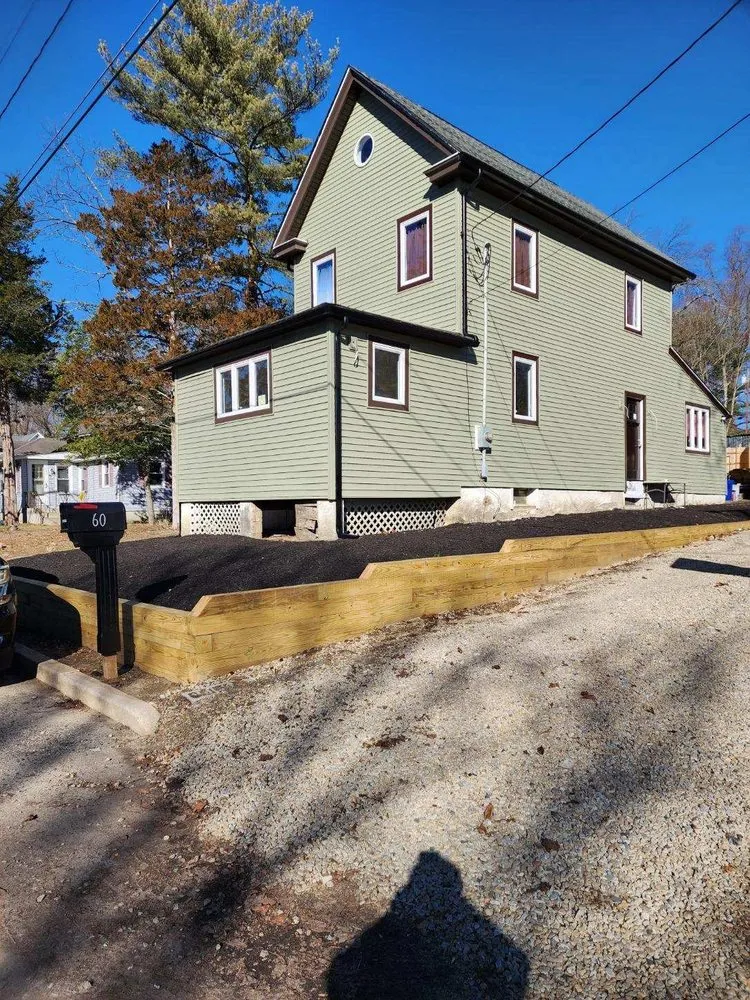 Slide of Diamond Exteriors