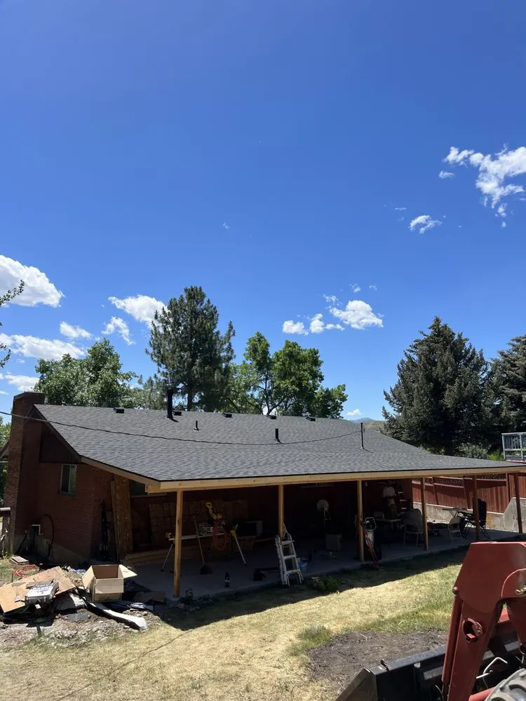 Local roof leak repair experts serving Arimo, ID - Diamond F Contracting