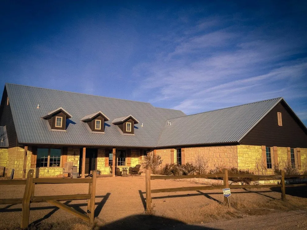 Slide of Diamond J Roofing