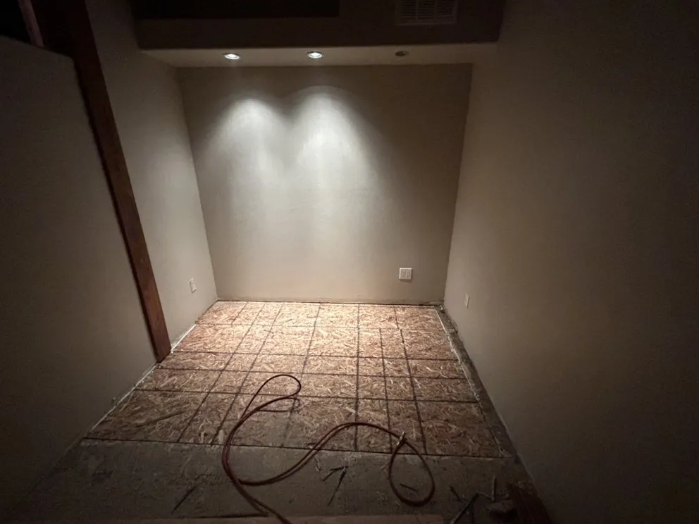 Slide of Diamond Ridge Construction Company