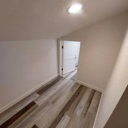 Slide of Diamond Ridge Construction