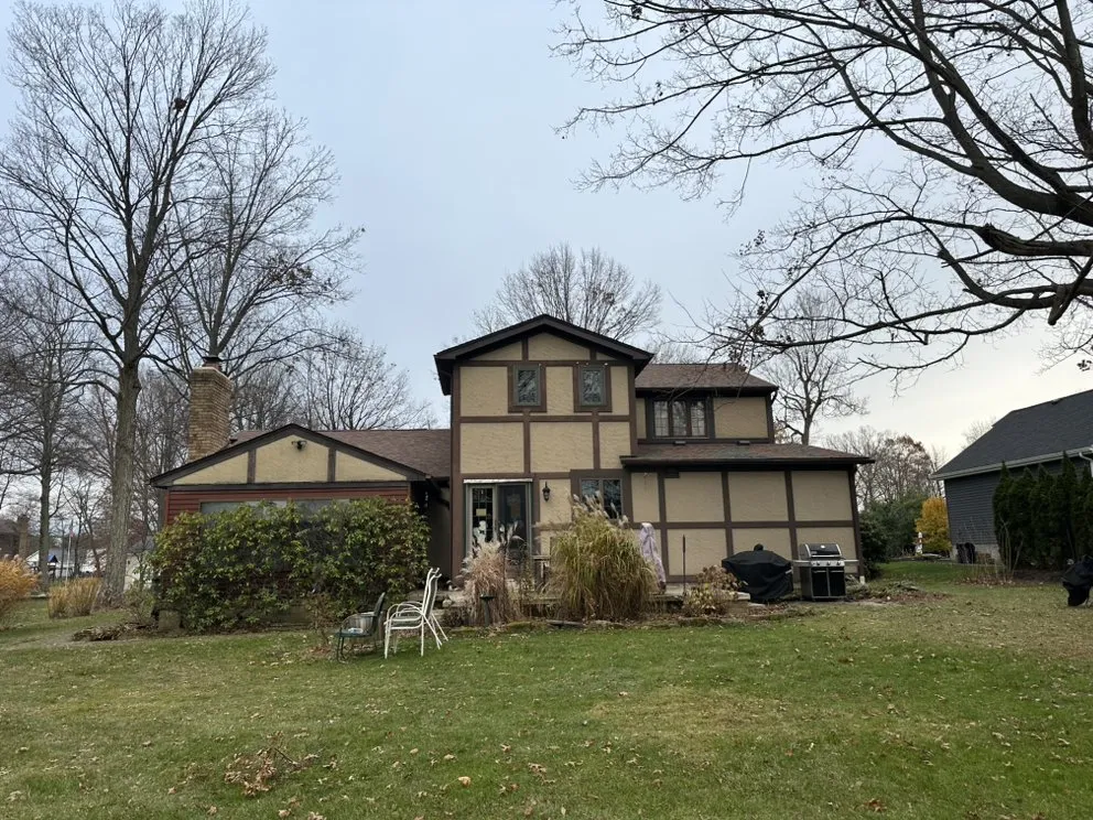 Slide of Diamond Roof Solutions