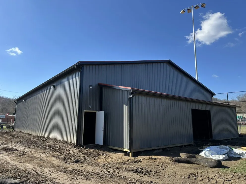 Slide of Diamond Roof Solutions