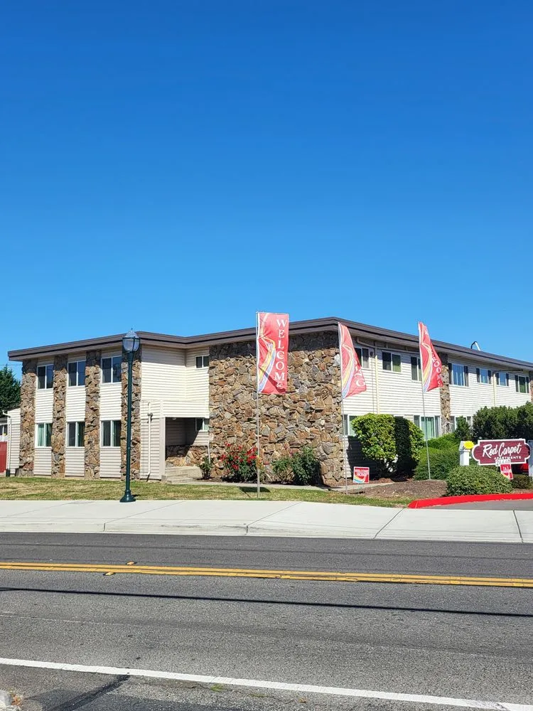 Slide of Diamond Roofers