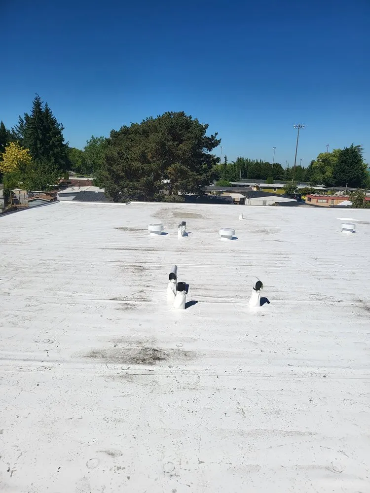 Slide of Diamond Roofers