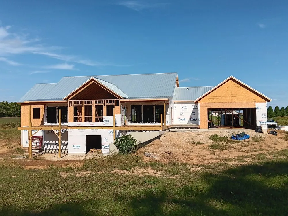 Slide of Diamond Roofing & Construction