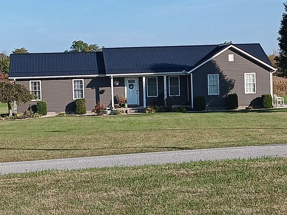 Slide of Diamond Roofing & Construction