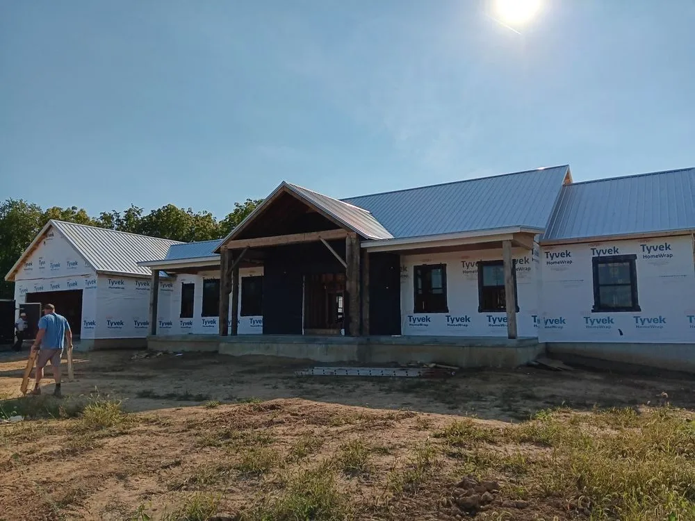 Slide of Diamond Roofing & Construction