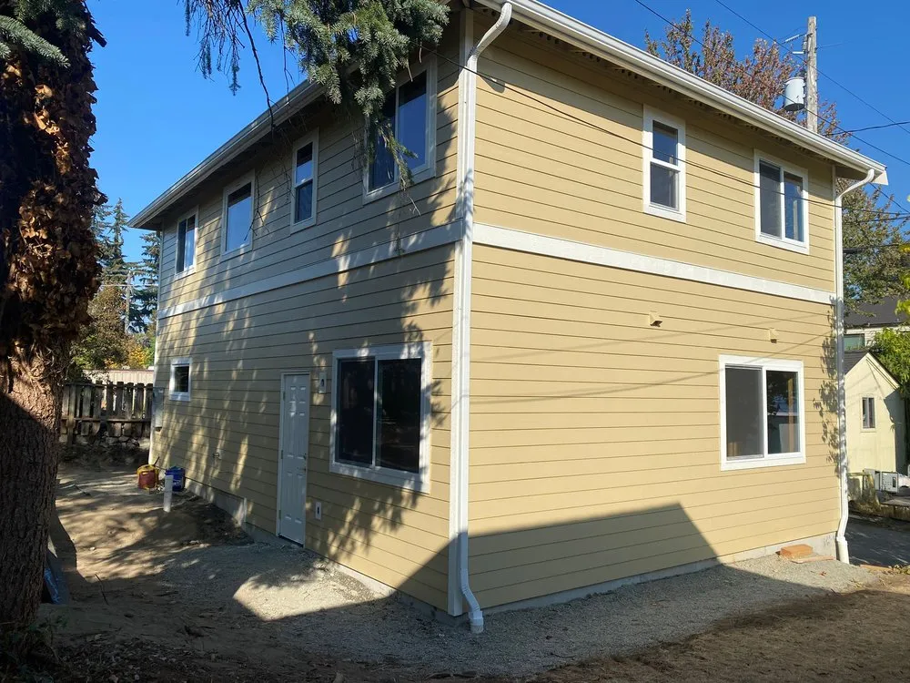 Slide of Diamond Roofing & Remodeling