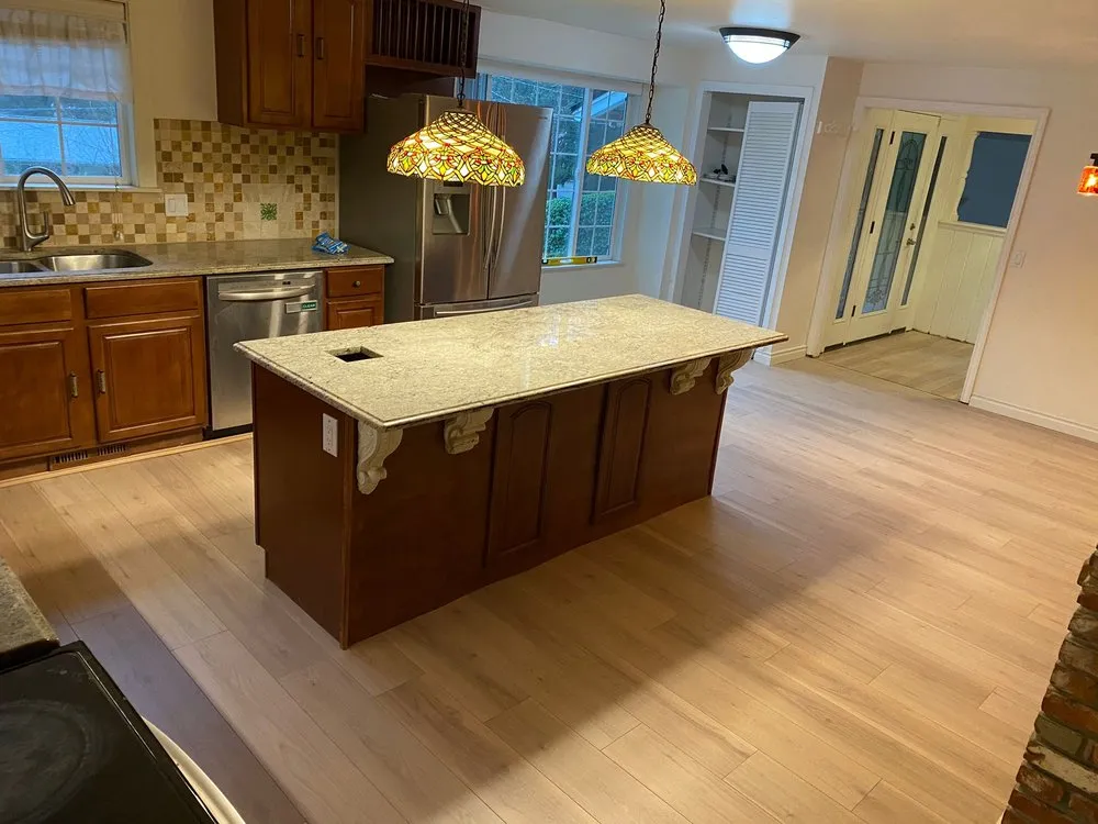 Slide of Diamond Roofing & Remodeling