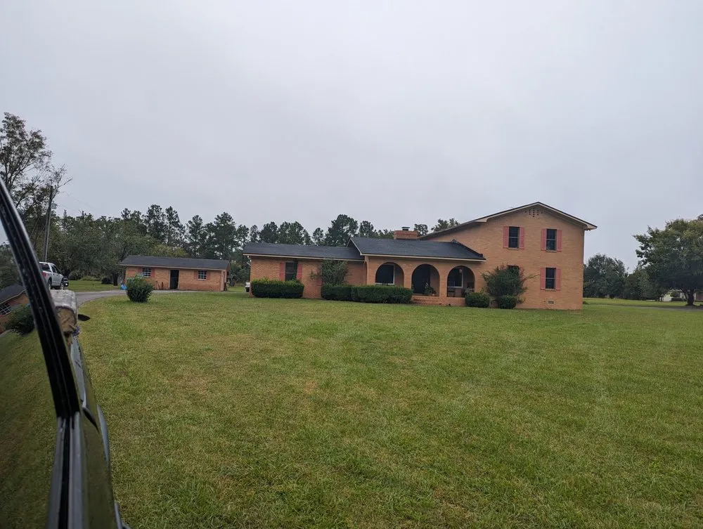 Slide of Diamond Roofing & Renovations