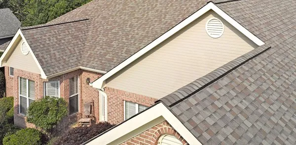 Diamond Roofing and Exteriors Logo