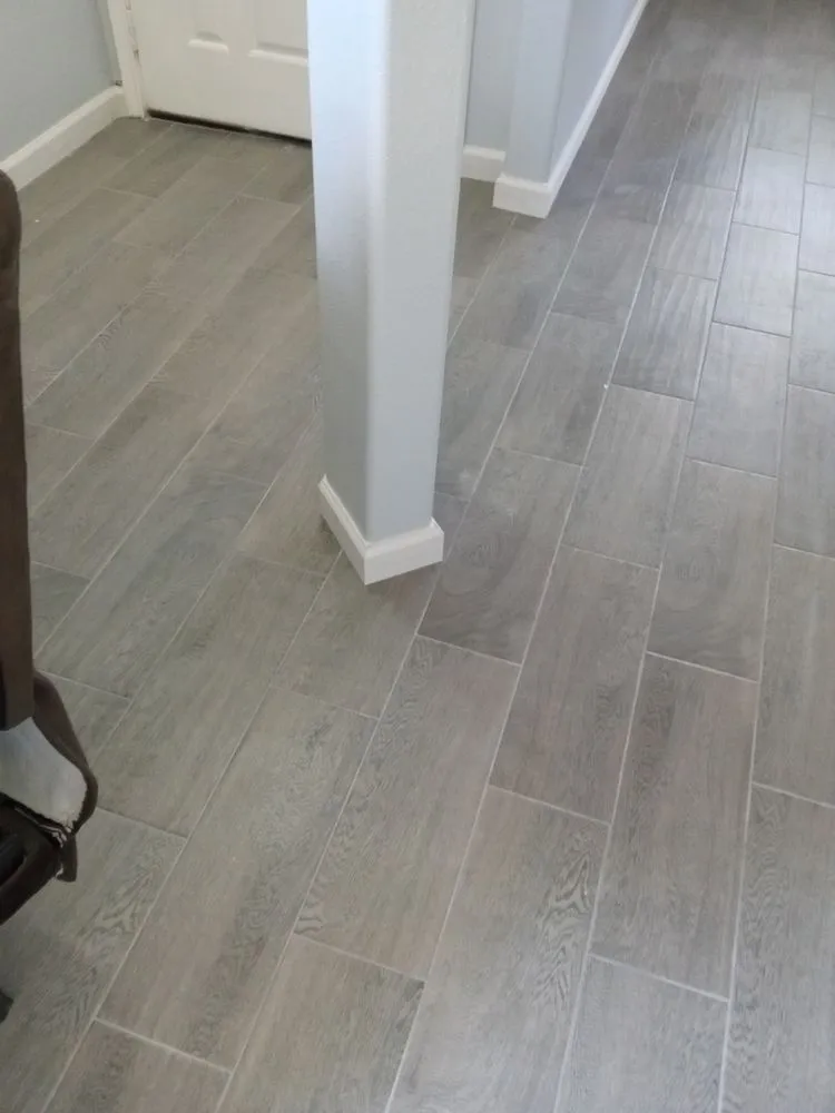 Slide of Diamond Roofing and Seamless Gutters