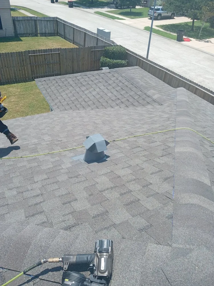 Slide of Diamond Roofing and Seamless Gutters