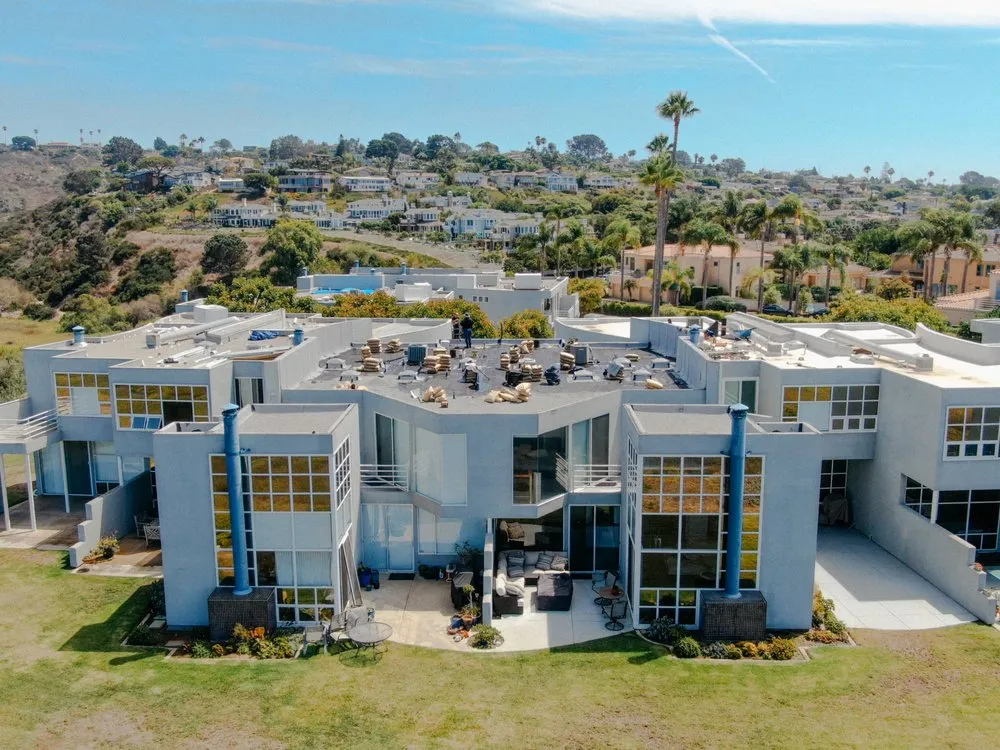 Slide of Diamond Roofing