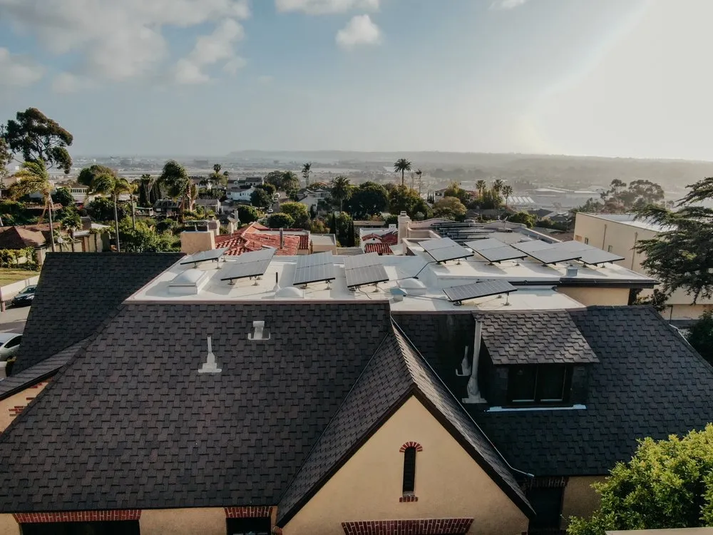 Slide of Diamond Roofing