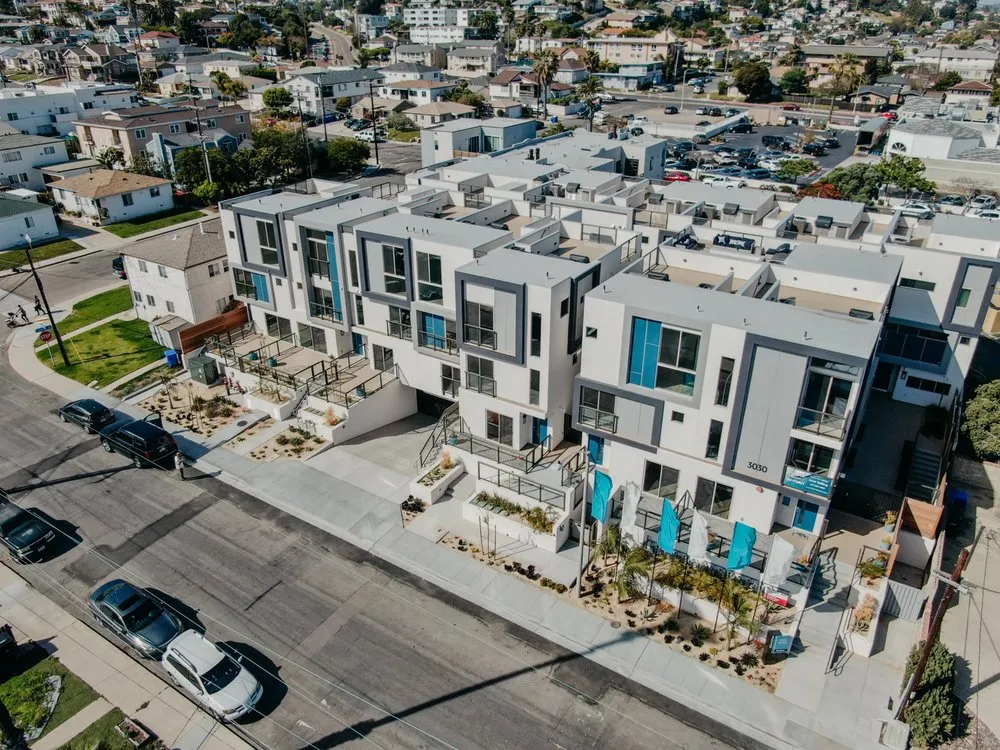 Slide of Diamond Roofing