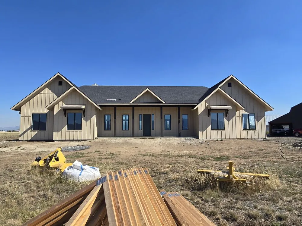 Slide of Diamond Roofing