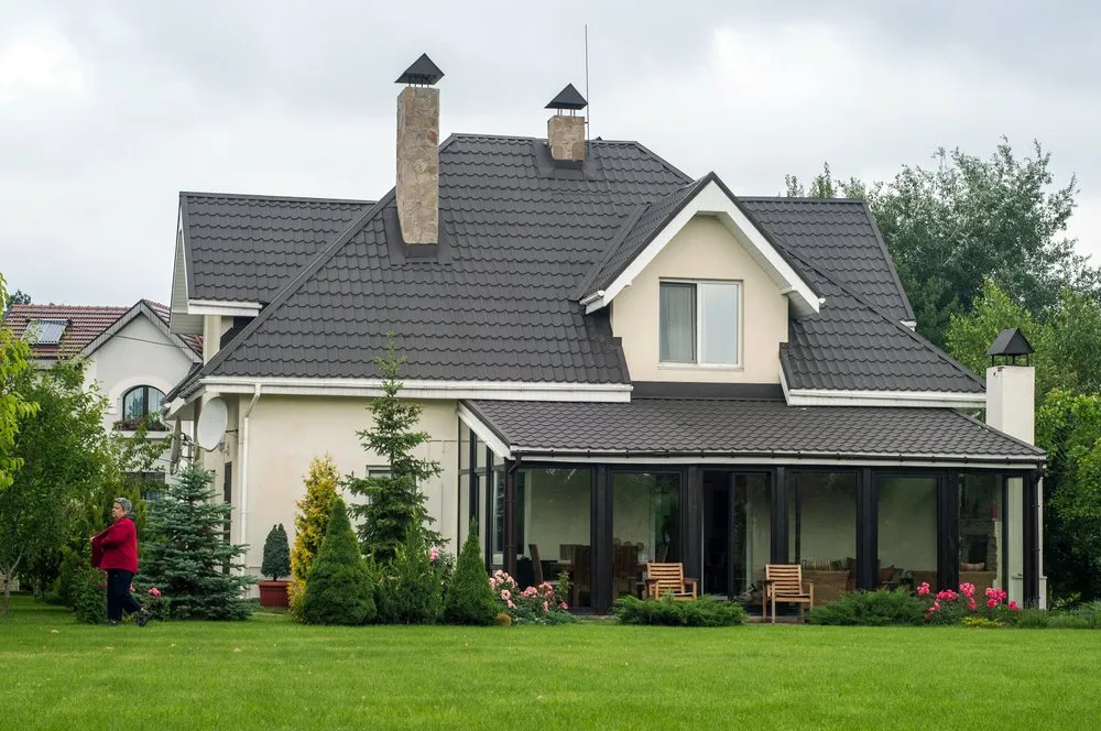 Slide of Diamond Roofing, Remodeling & Roof Shampoo