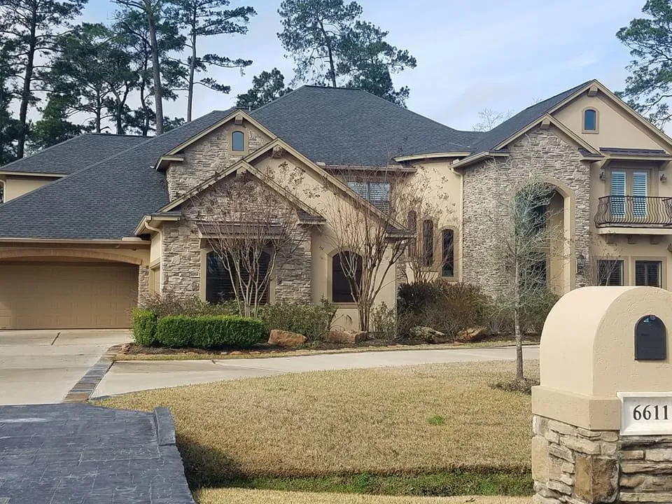 Slide of Diamond Star Roofing & Construction