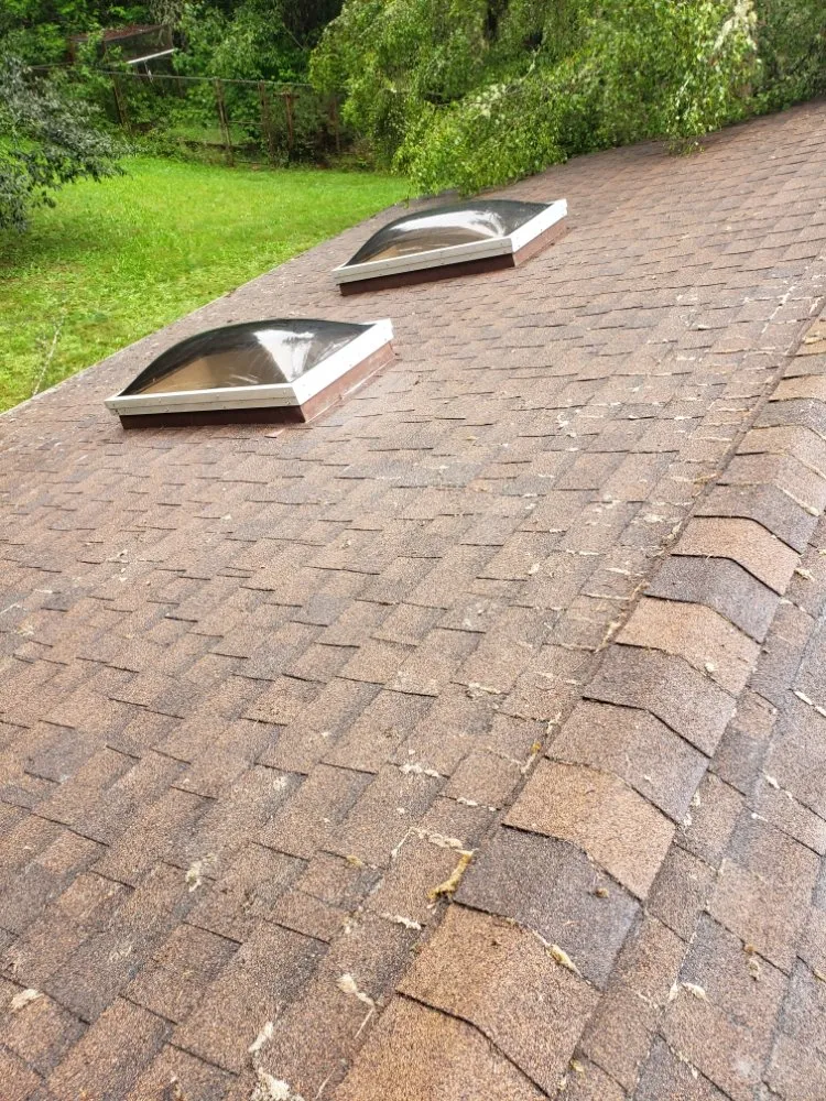Slide of Diamond Touch Roof Cleaning and Repair